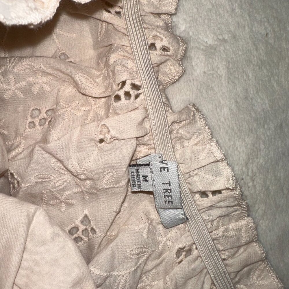 Off White Cream Eyelet Cropped Off Shoulder Top - Picture 10 of 16